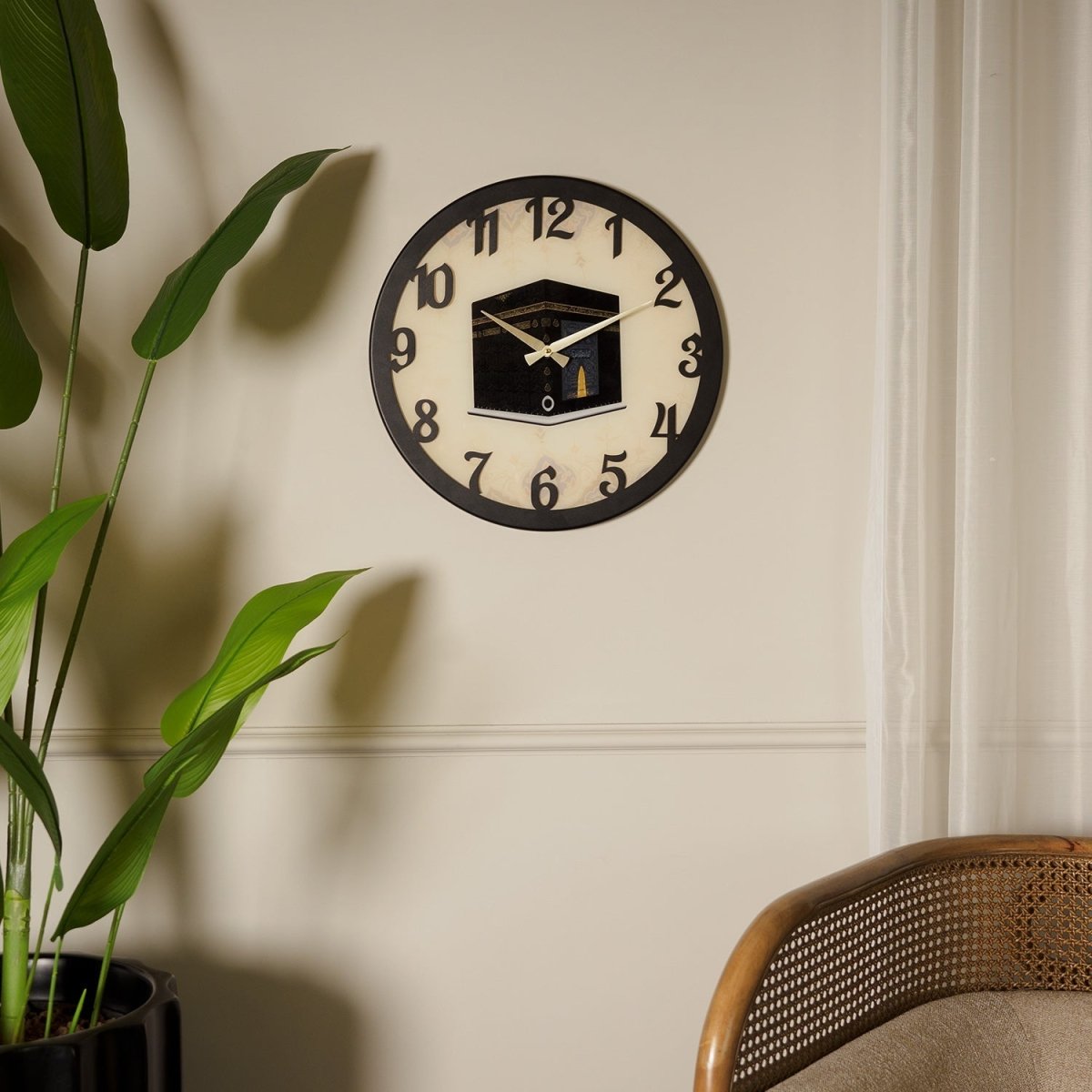 Kaaba Shareef Metal Wall Clock - Plexyglass Covered - WAMS018