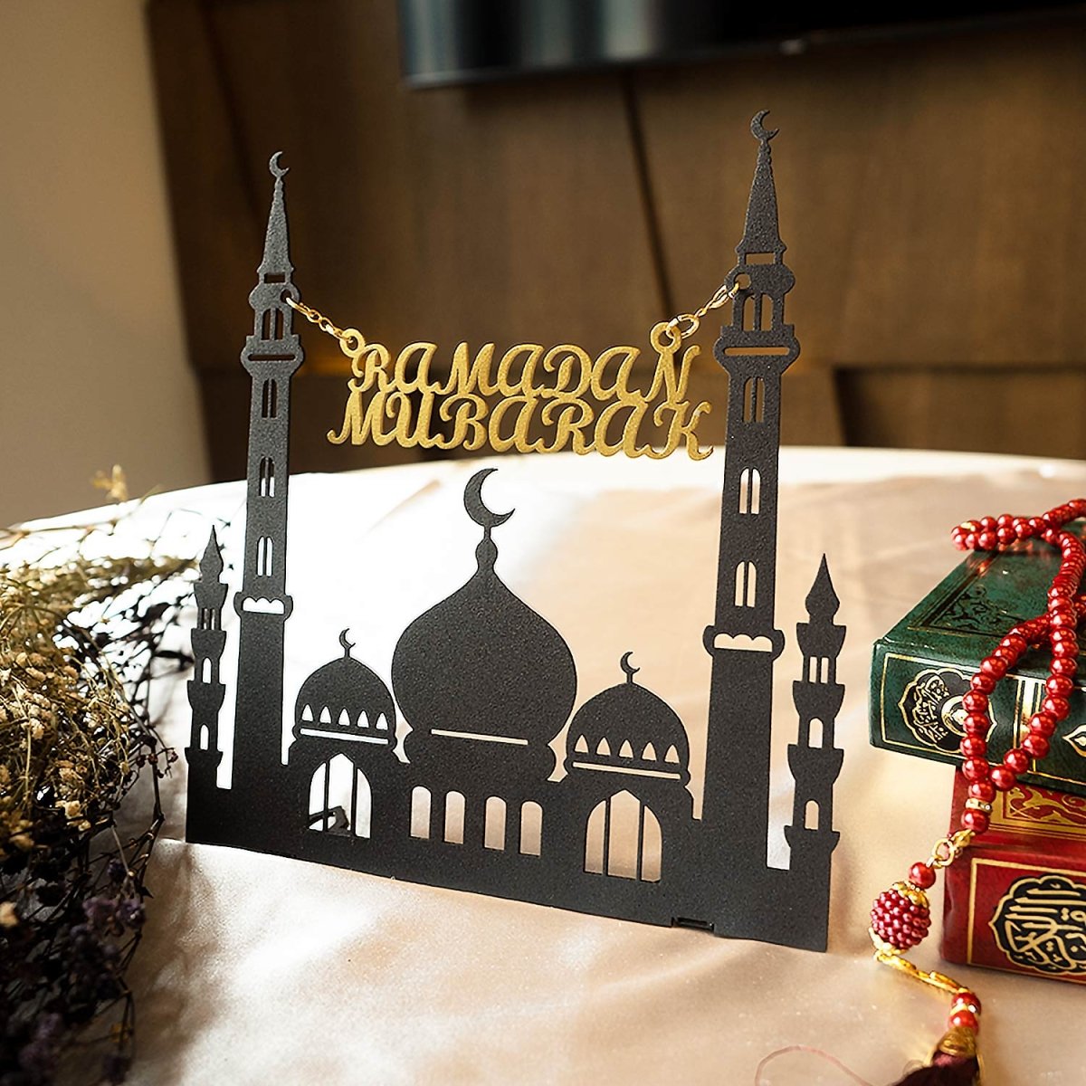 Ramadan Mubarak Metal Tabletop Decor - WAMH101