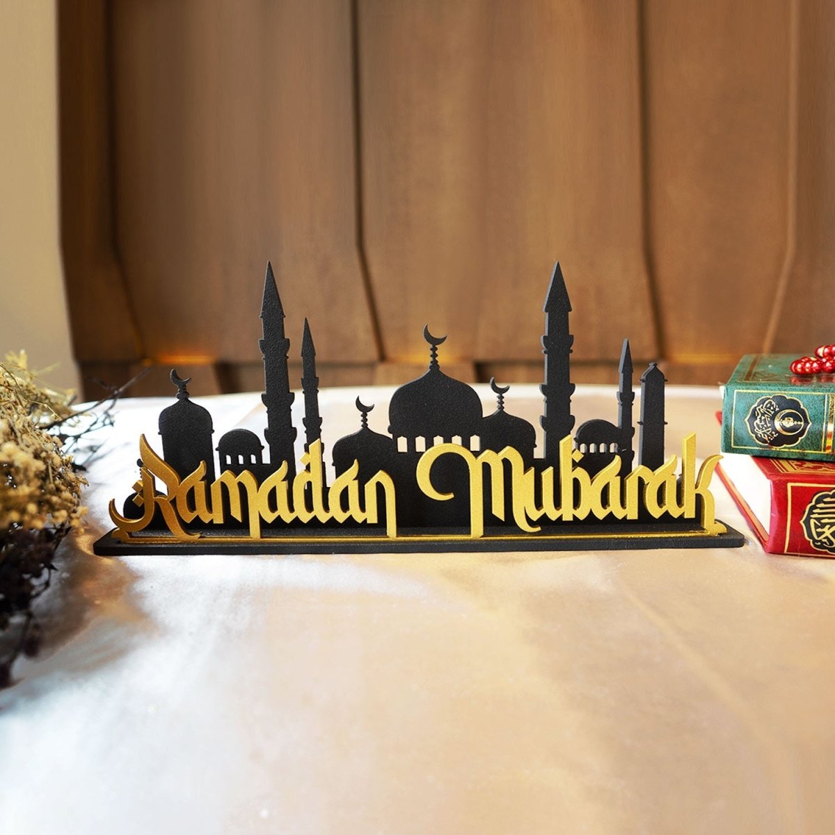 Ramadan Mubarak Metal Tabletop Decor - WAMH109